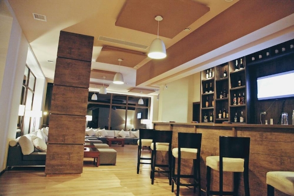 Hotel Tskaltubo Plaza (Tsqaltubo)